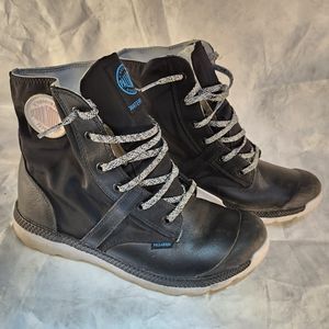 PALLADIUM Women's High Top Waterproof Snow Rain Boots